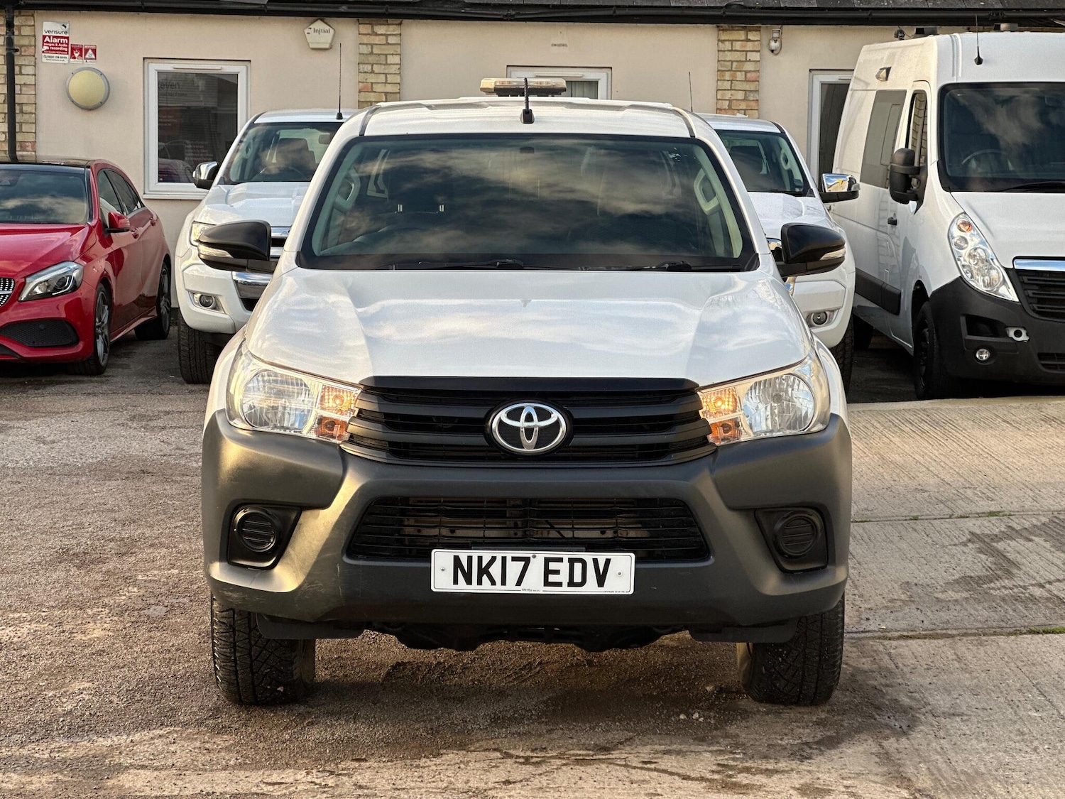 Used Toyota Hilux 2017 for sale - 77029206: Photo 20