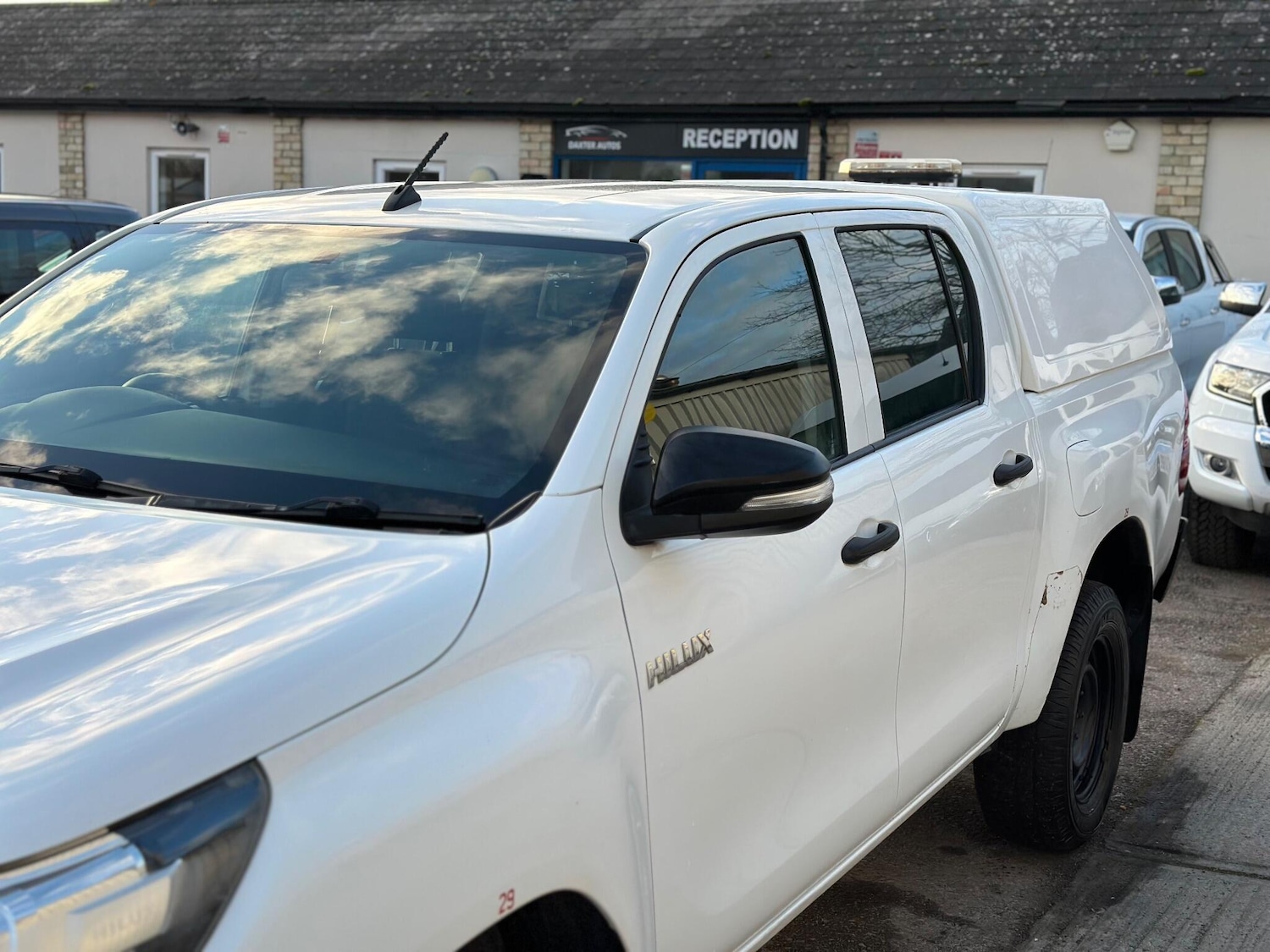Used Toyota Hilux 2017 for sale - 77029206: Photo 27