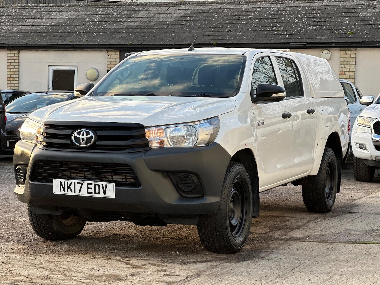 Used Toyota Hilux 2017 for sale - 77029206: Photo 3