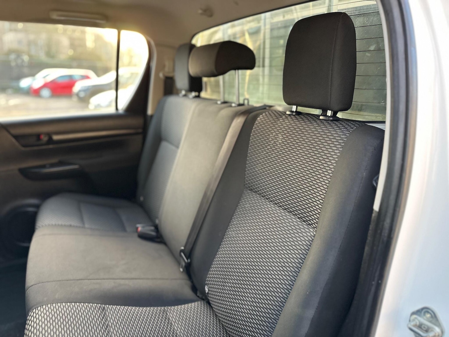 Used Toyota Hilux 2017 for sale - 77029206: Photo 51