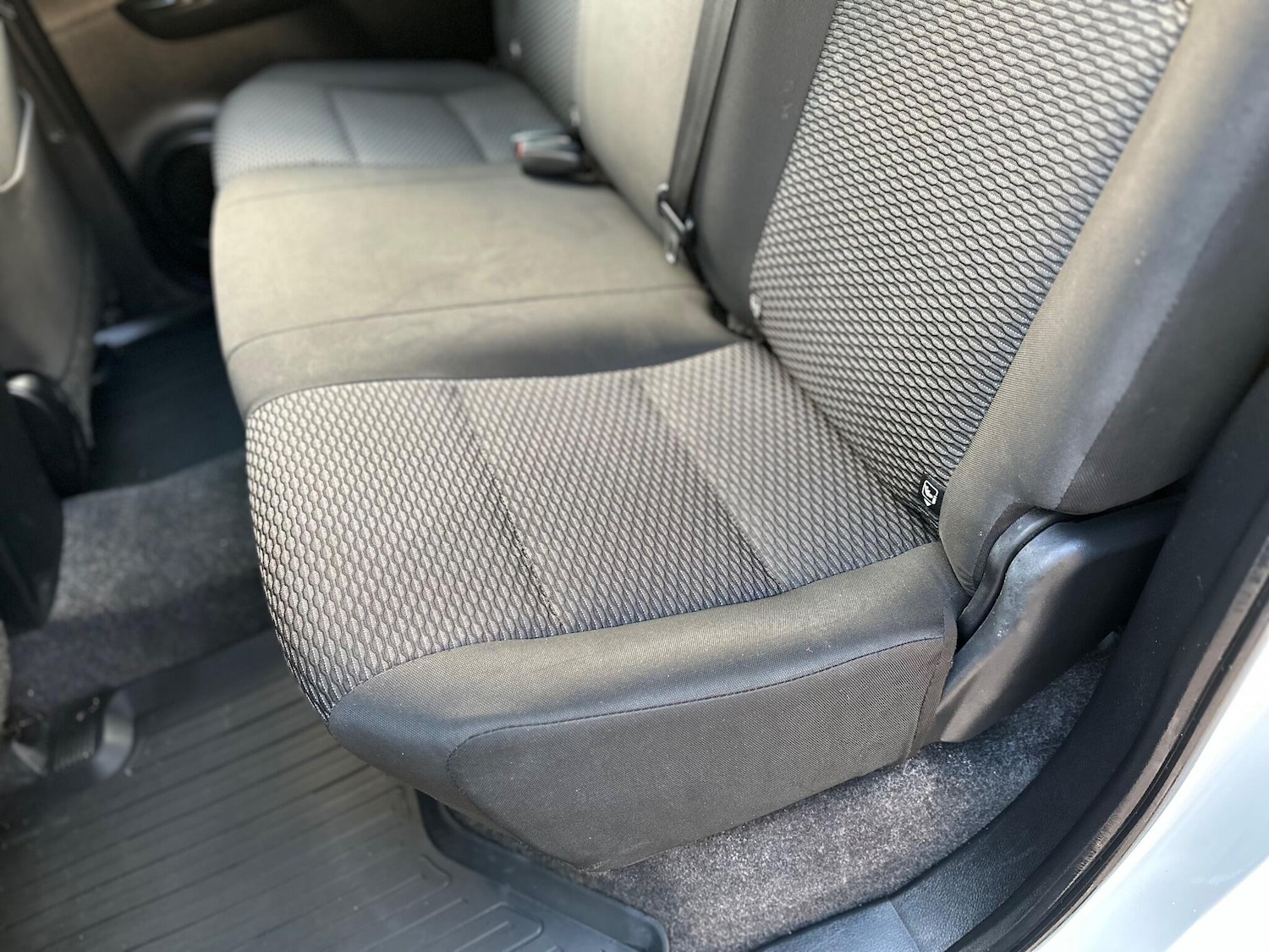 Used Toyota Hilux 2017 for sale - 77029206: Photo 52