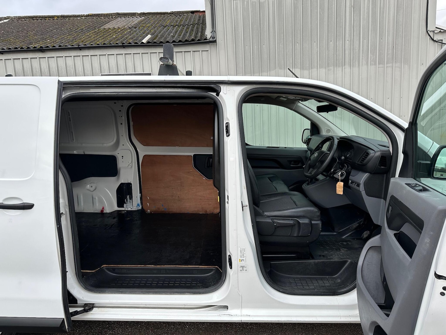 Used Citroen Dispatch 2020 for sale - 76990783: Photo 37