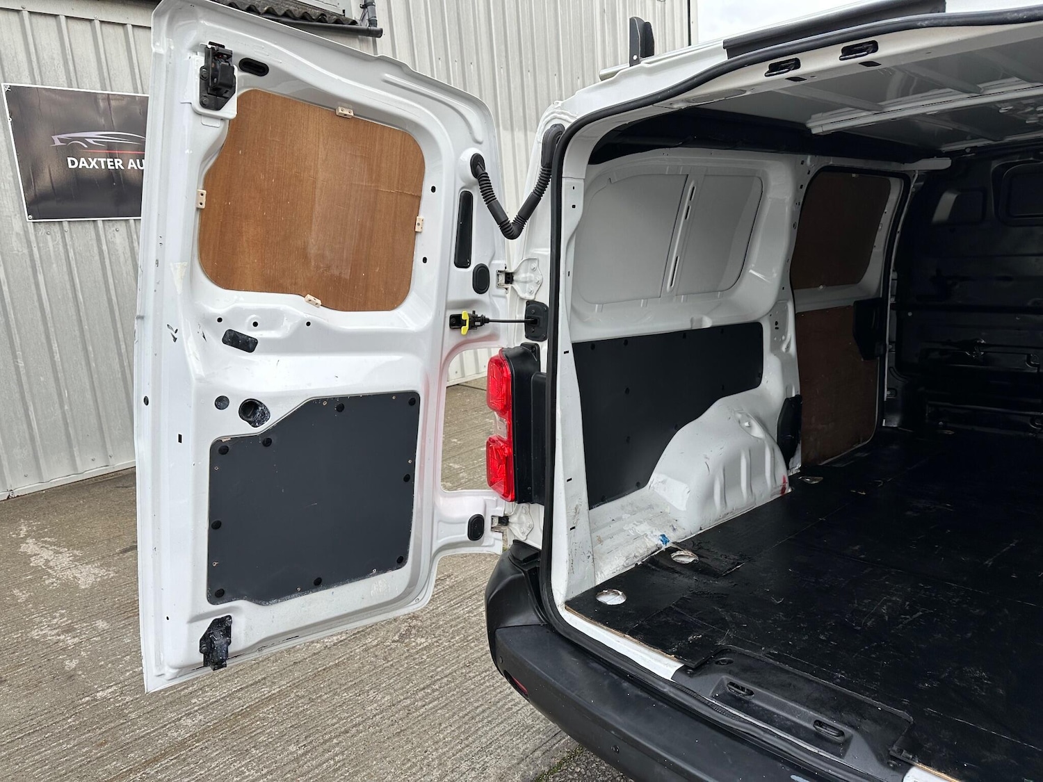 Used Citroen Dispatch 2020 for sale - 76990783: Photo 46