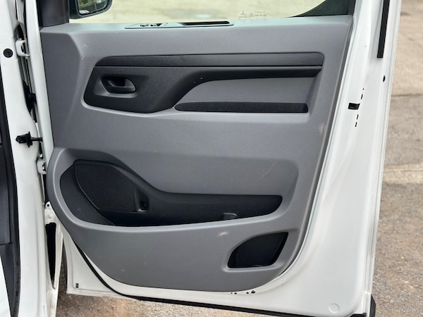 Used Citroen Dispatch 2019 for sale - 76314691: Photo 30