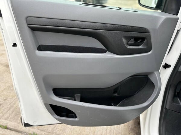 Used Citroen Dispatch 2019 for sale - 76314691: Photo 45