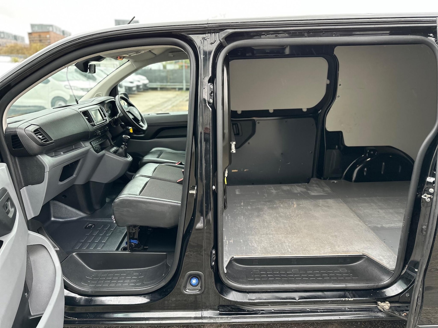 Used Vauxhall Vivaro 2021 for sale - 76926406: Photo 17