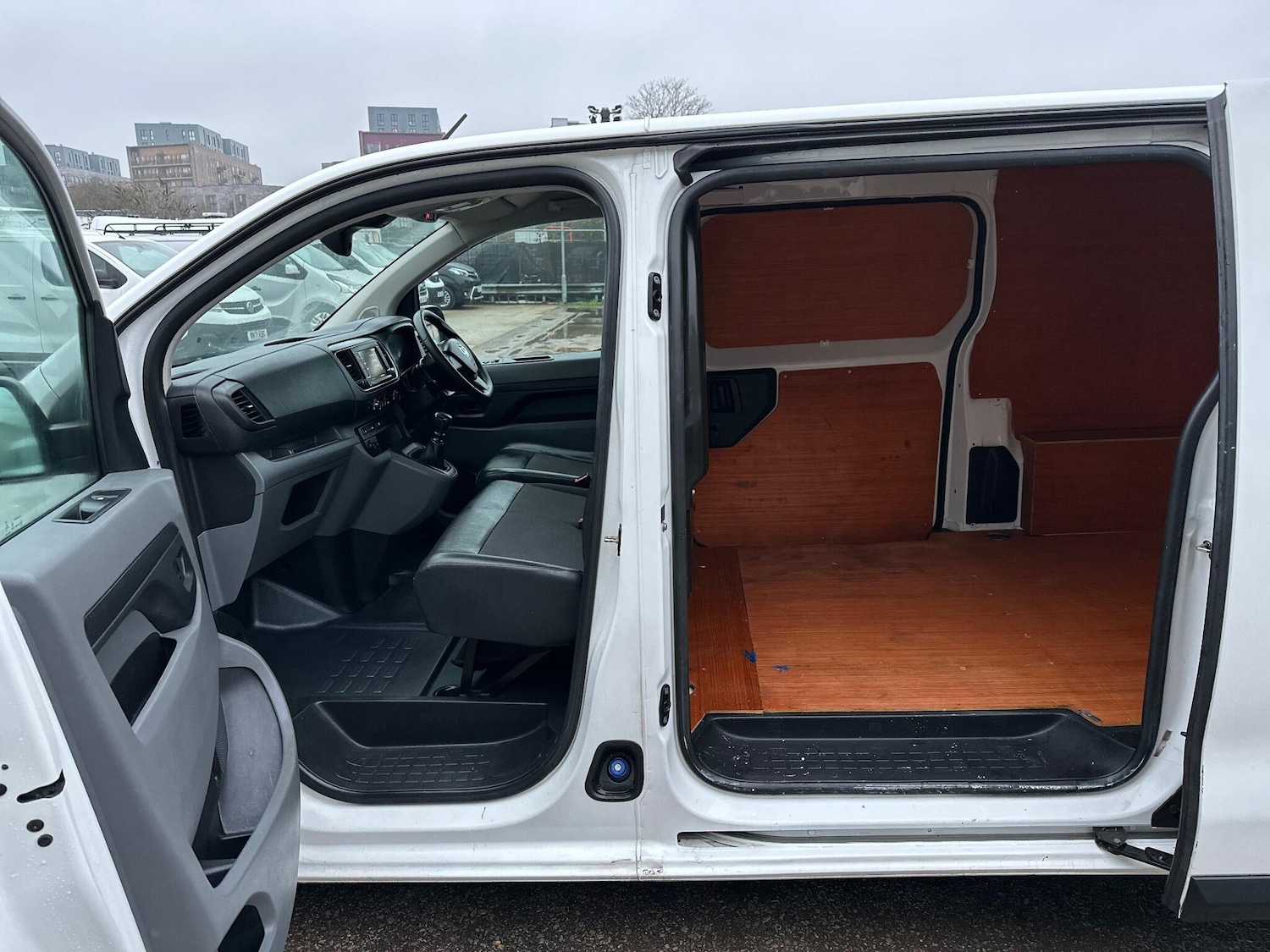 Used Vauxhall Vivaro 2020 for sale - 77456310: Photo 13