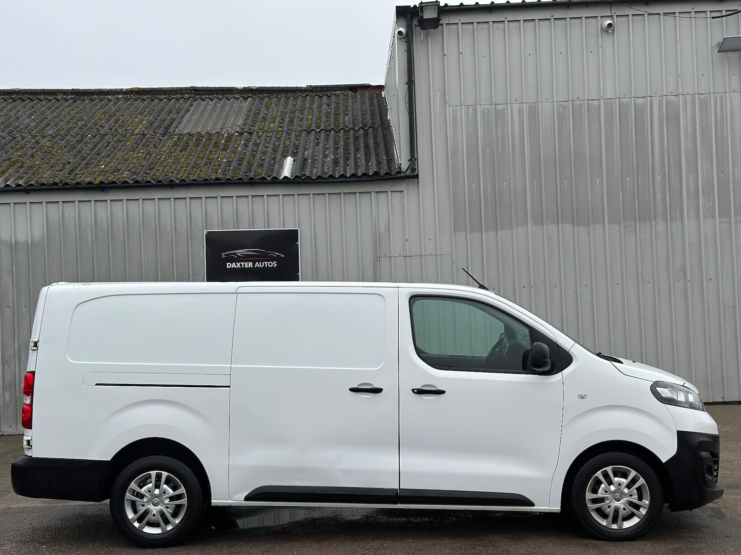 Used Vauxhall Vivaro 2020 for sale - 77456310: Photo 17