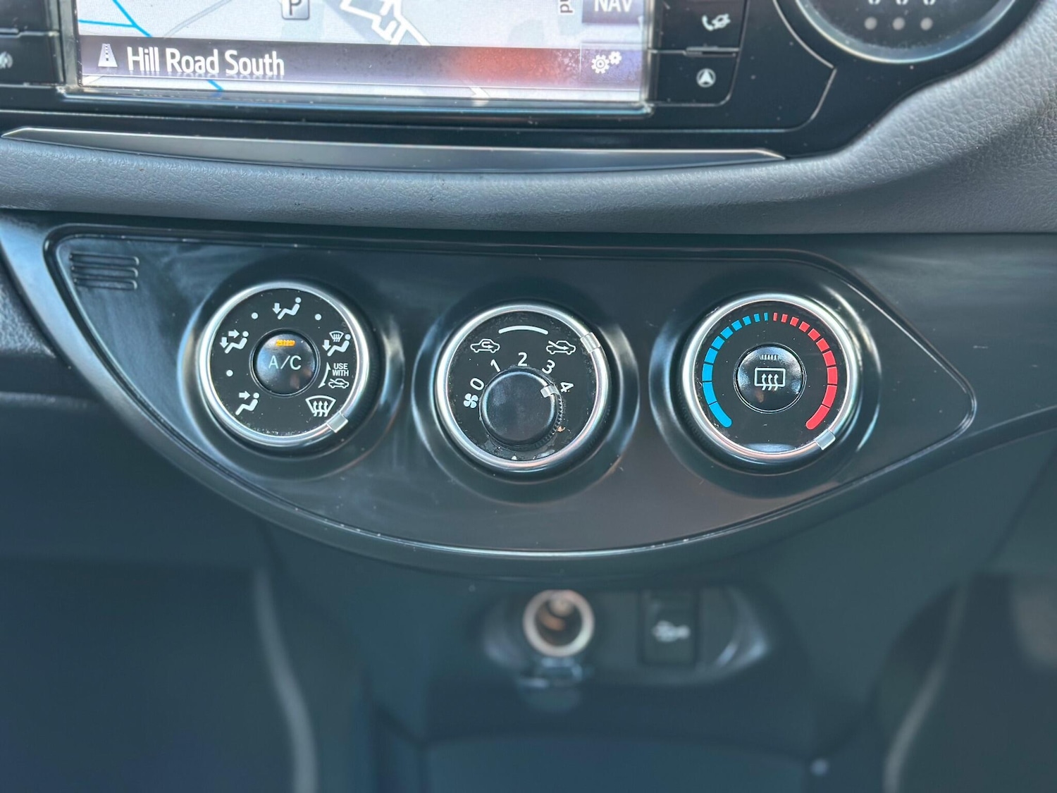 Used Toyota Yaris 2016 for sale - 77066942: Photo 41