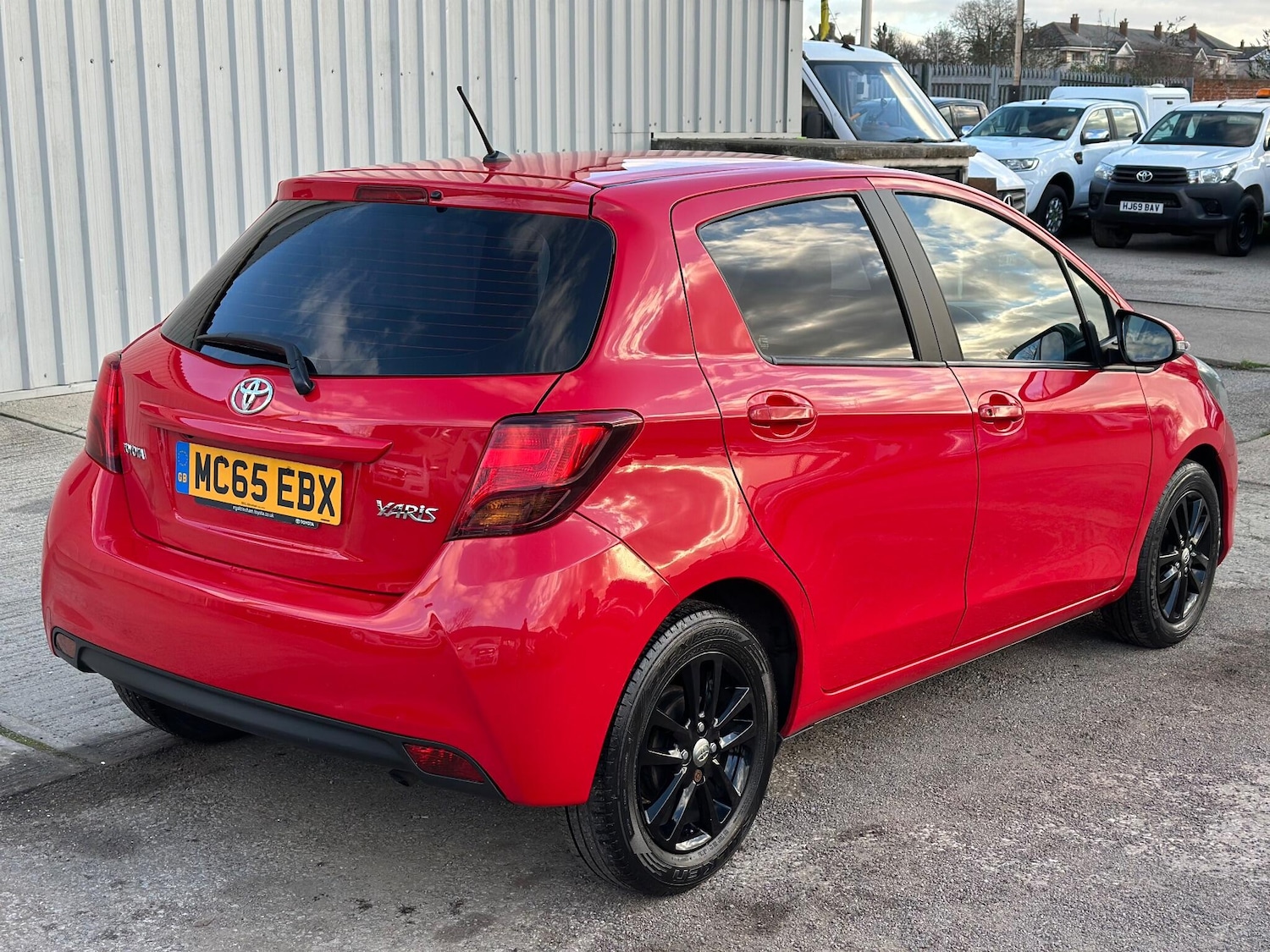 Used Toyota Yaris 2016 for sale - 77066942: Photo 7