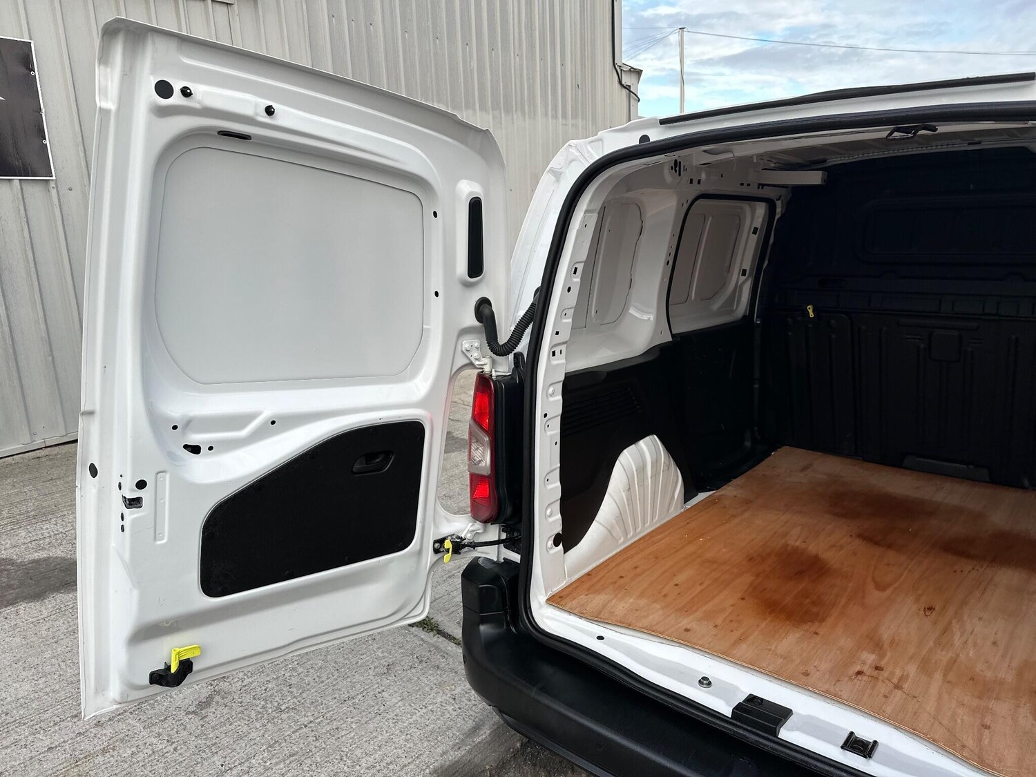 Used Citroen Berlingo 2020 for sale - 76361245: Photo 42