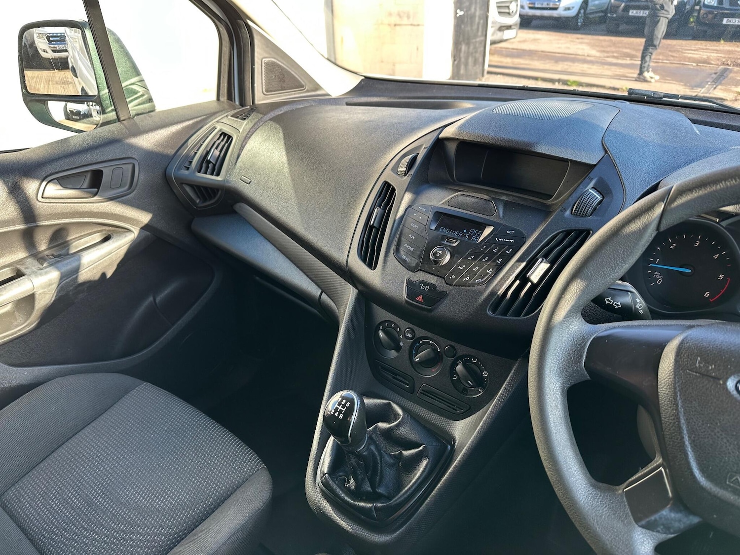 Used Ford Transit Connect 2014 for sale - 76926077: Photo 13