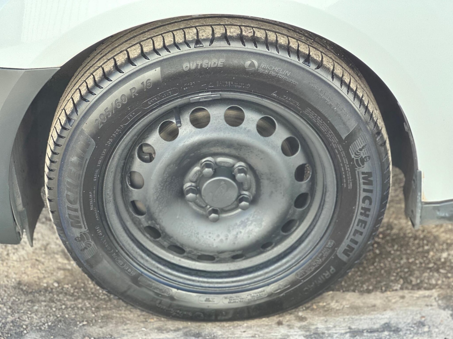 Used Ford Transit Connect 2014 for sale - 76926077: Photo 15