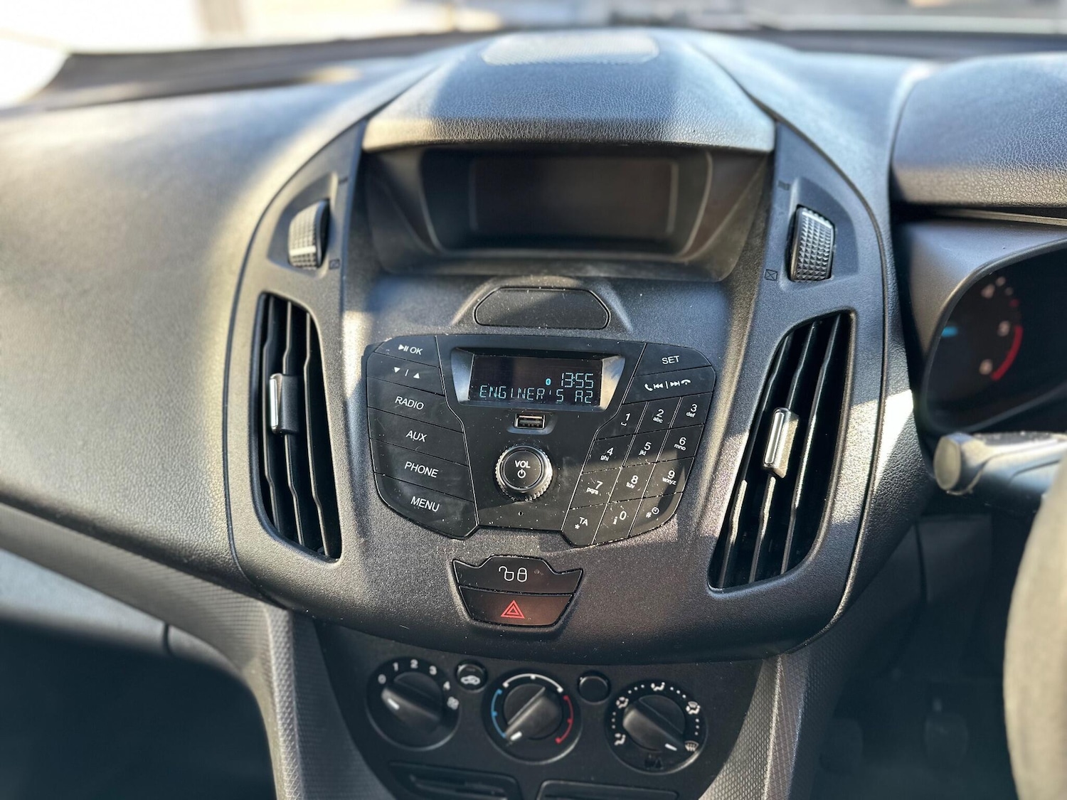 Used Ford Transit Connect 2014 for sale - 76926077: Photo 37