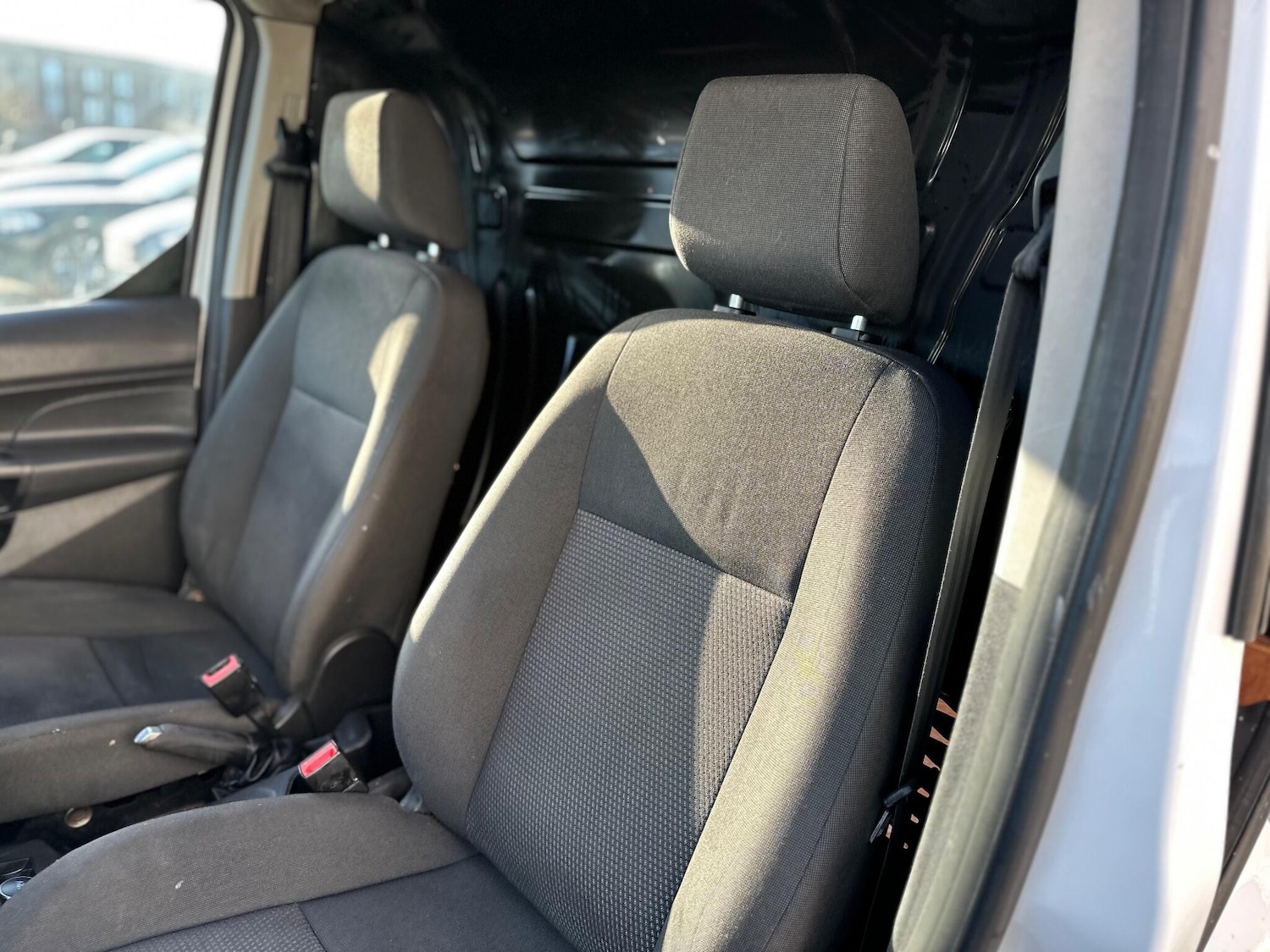 Used Ford Transit Connect 2014 for sale - 76926077: Photo 40