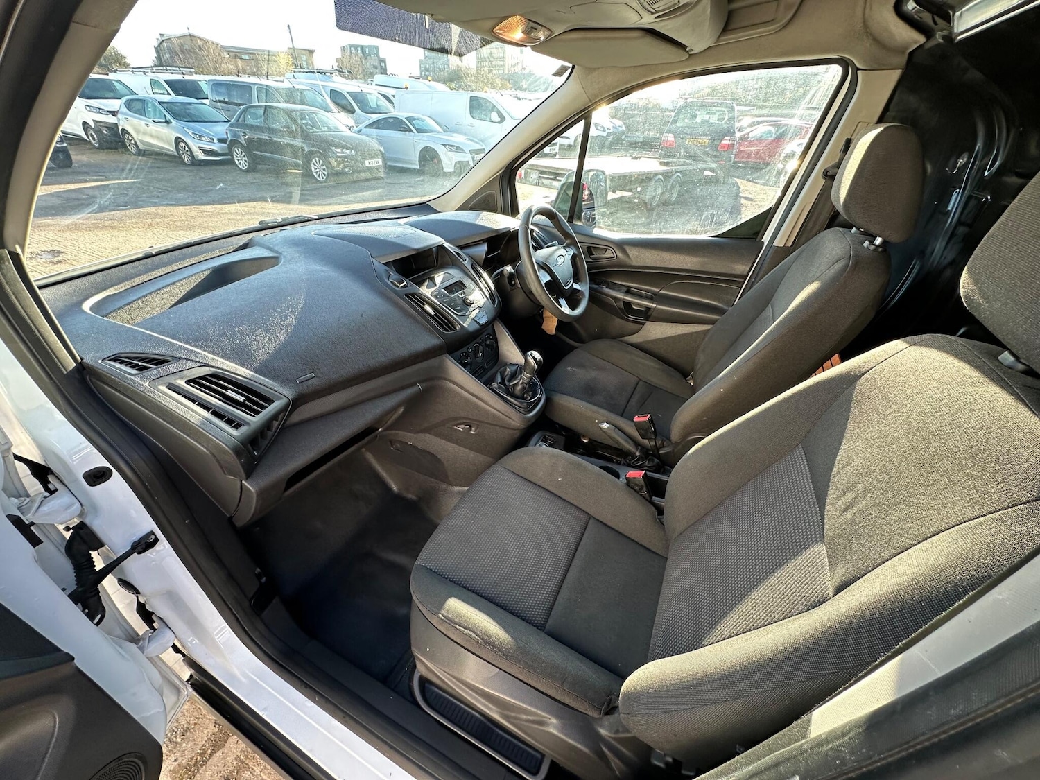 Used Ford Transit Connect 2014 for sale - 76926077: Photo 42