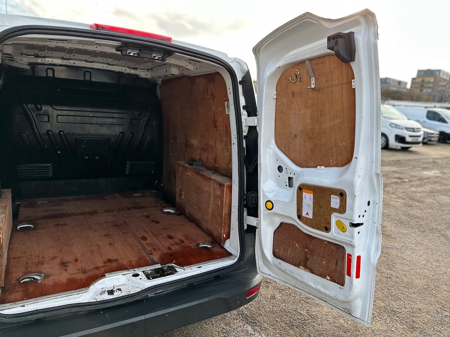 Used Ford Transit Connect 2014 for sale - 76926077: Photo 45