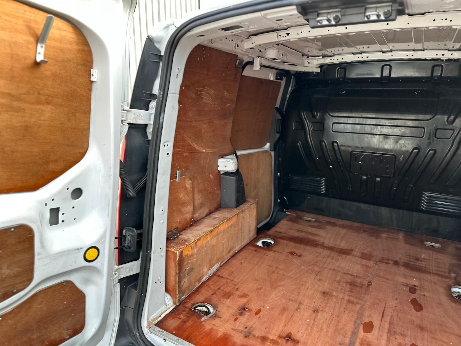 Used Ford Transit Connect 2014 for sale - 76926077: Photo 46