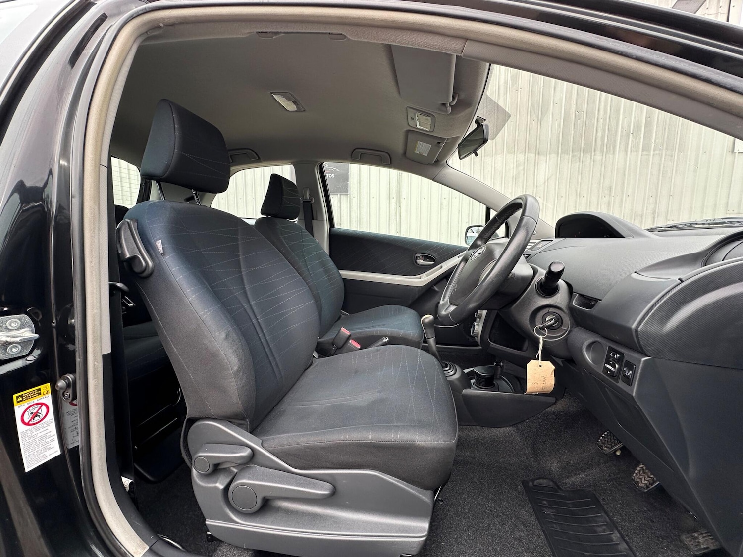 Used Toyota Yaris 2007 for sale - 77737564: Photo 11