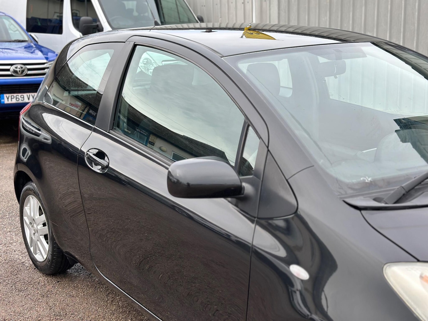 Used Toyota Yaris 2007 for sale - 77737564: Photo 21