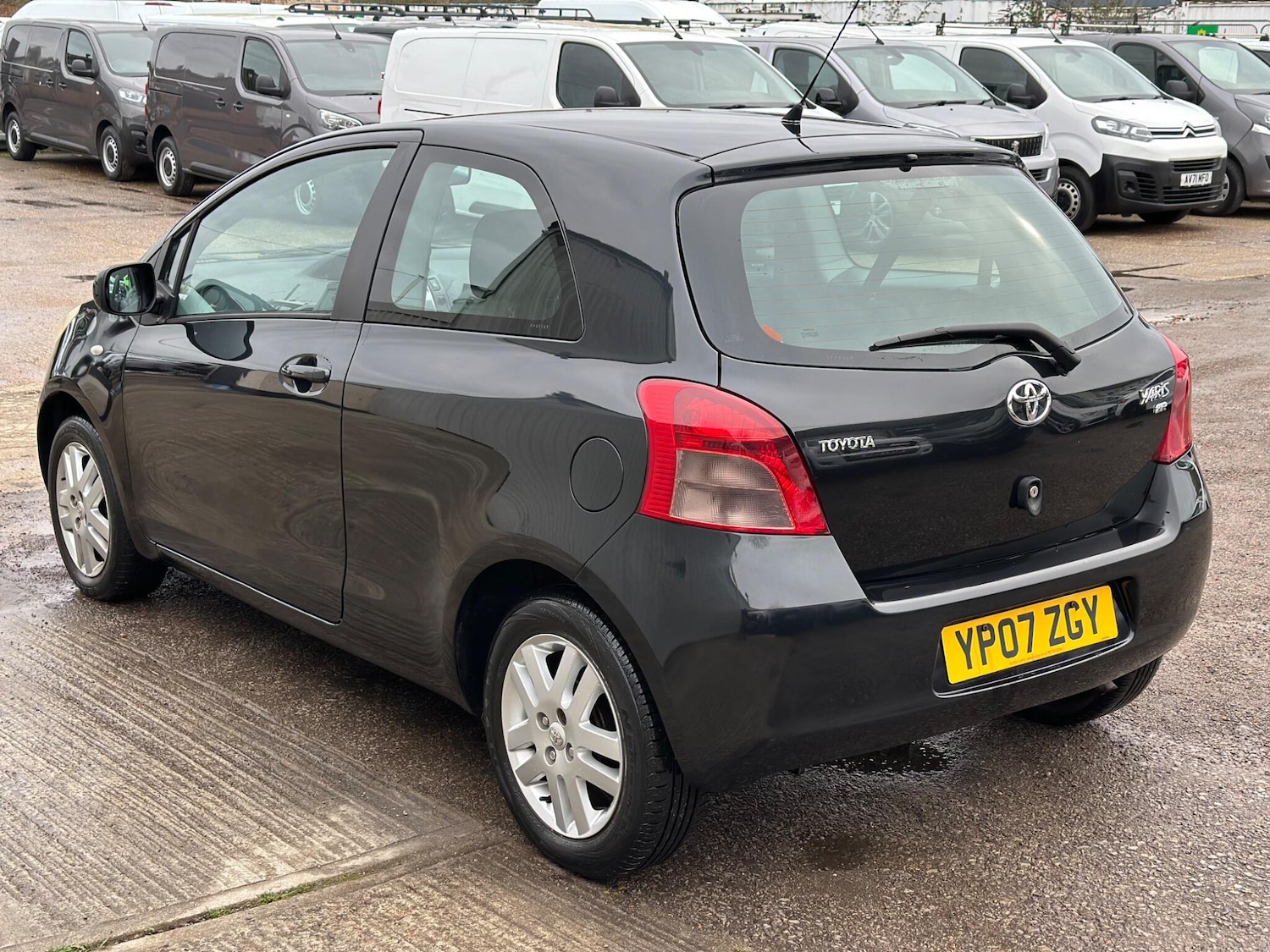 Used Toyota Yaris 2007 for sale - 77737564: Photo 5