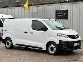 Vauxhall Vivaro feature image