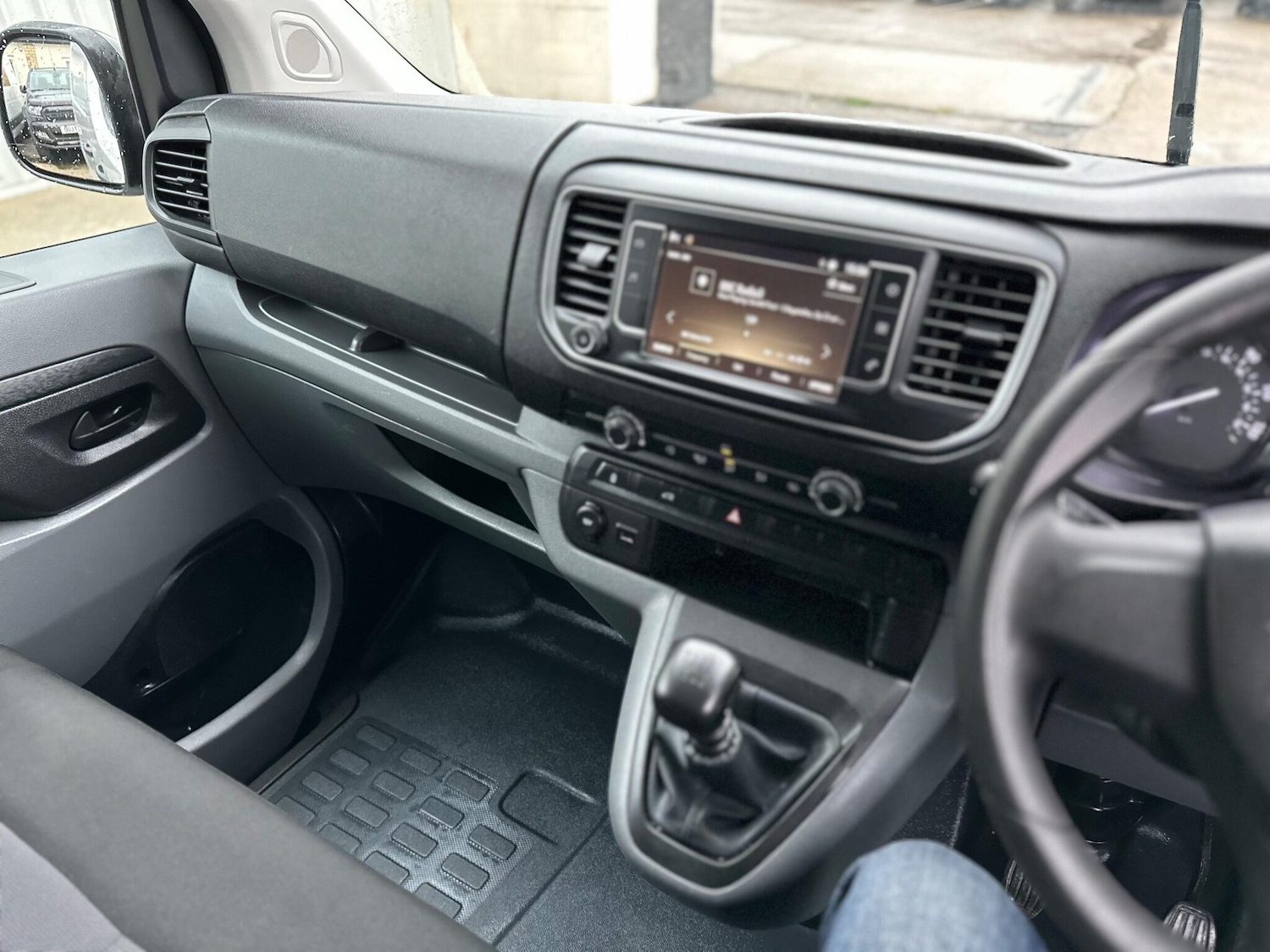 Used Vauxhall Vivaro 2022 for sale - 77278627: Photo 21