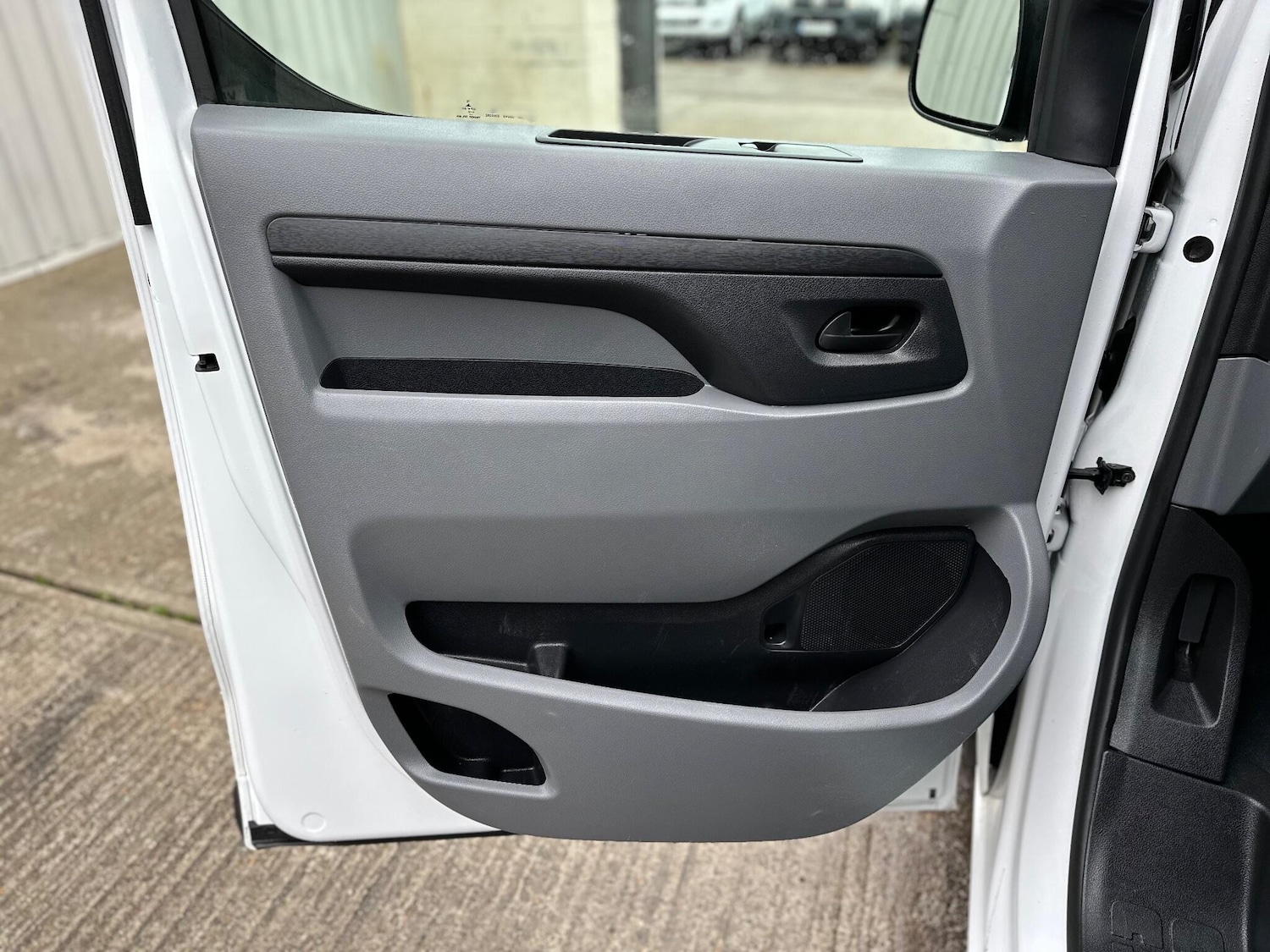 Used Vauxhall Vivaro 2022 for sale - 77278627: Photo 54