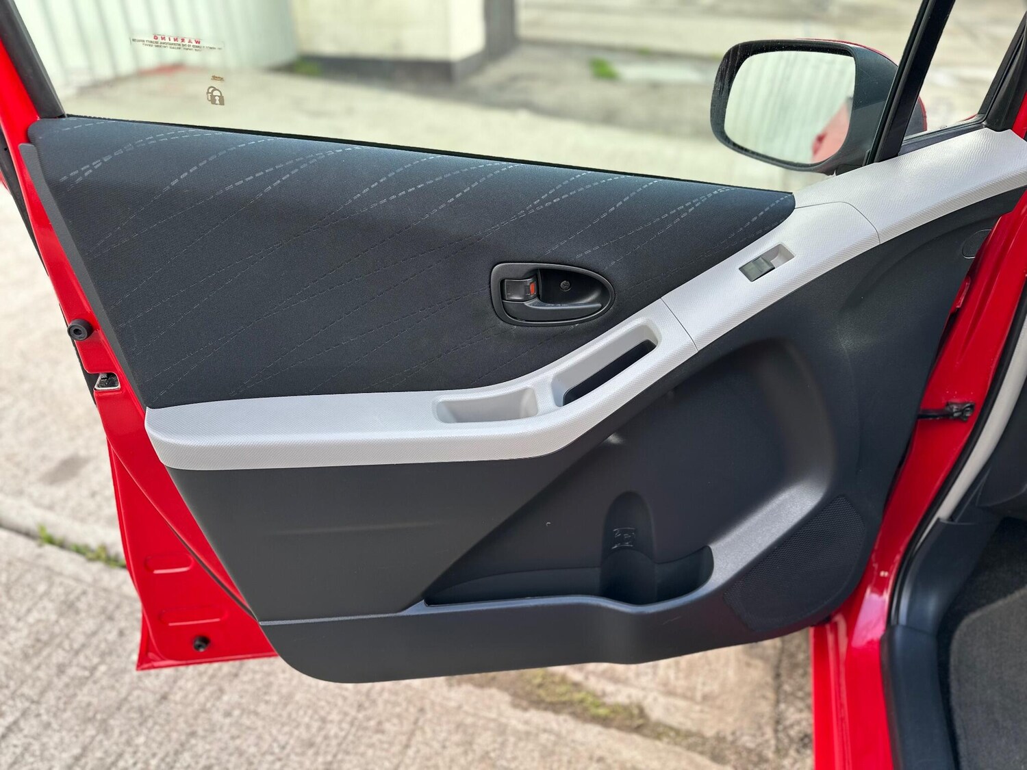 Used Toyota Yaris 2006 for sale - 76743143: Photo 46