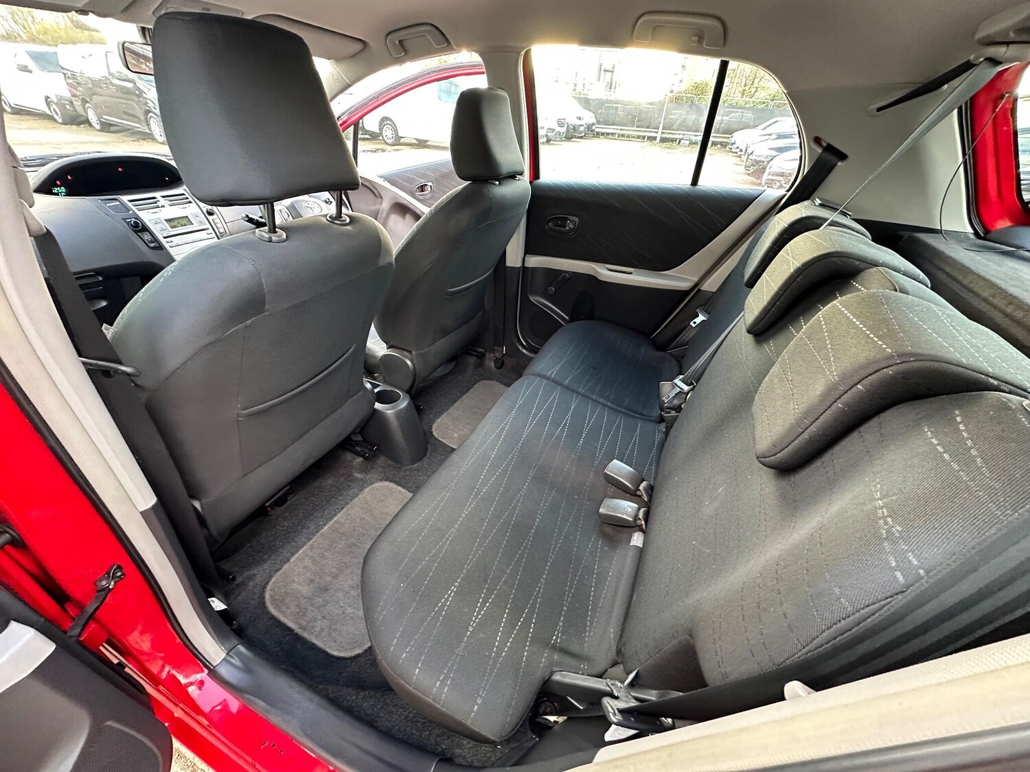 Used Toyota Yaris 2006 for sale - 76743143: Photo 47