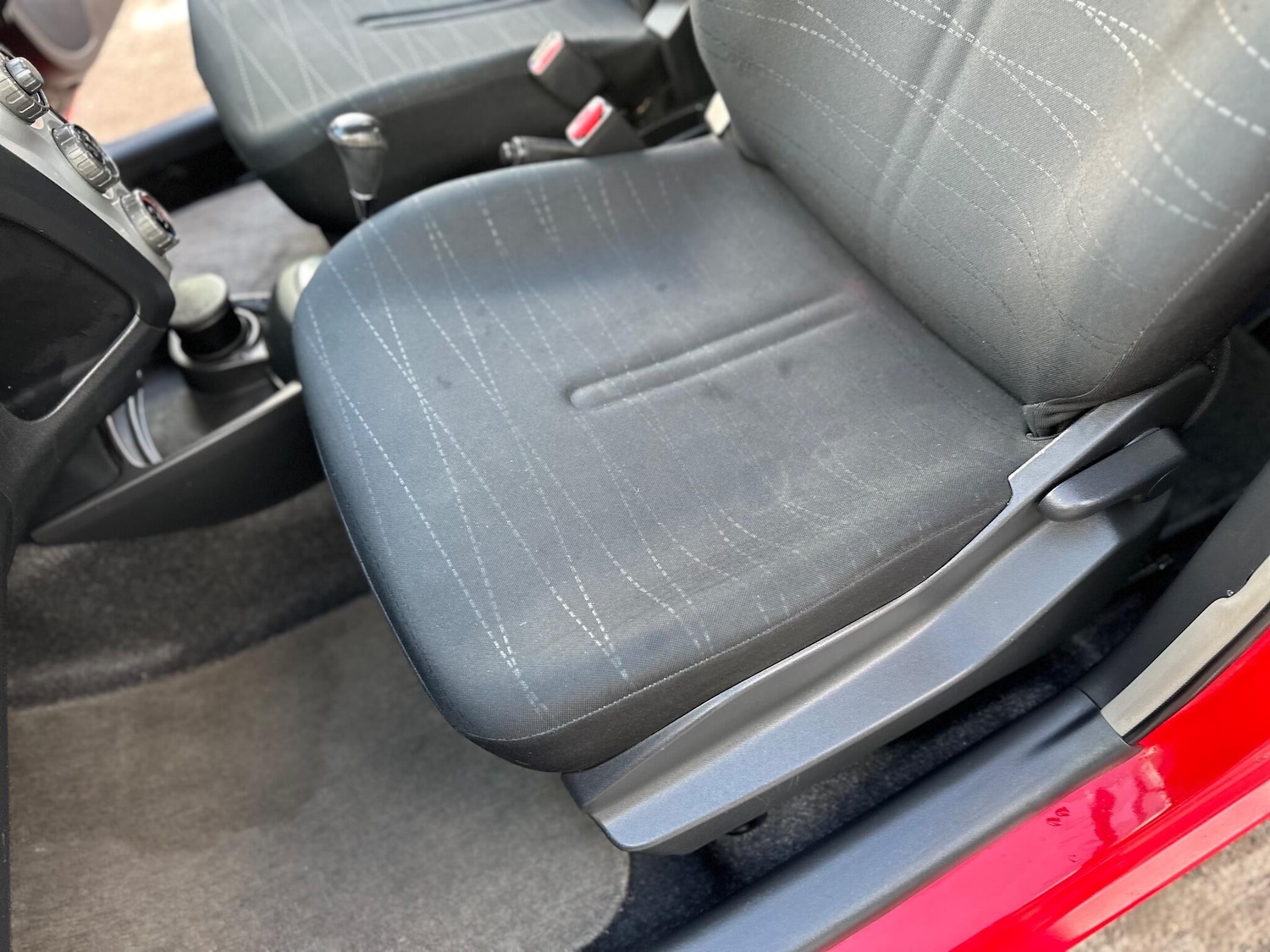 Used Toyota Yaris 2006 for sale - 76743143: Photo 48