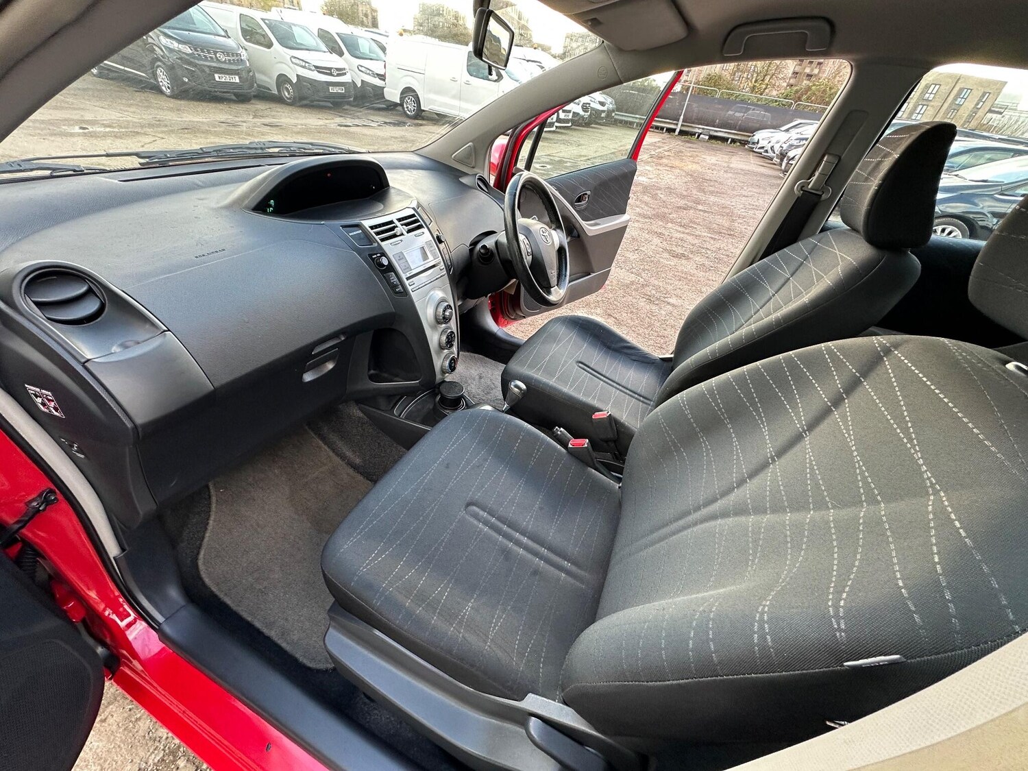 Used Toyota Yaris 2006 for sale - 76743143: Photo 50