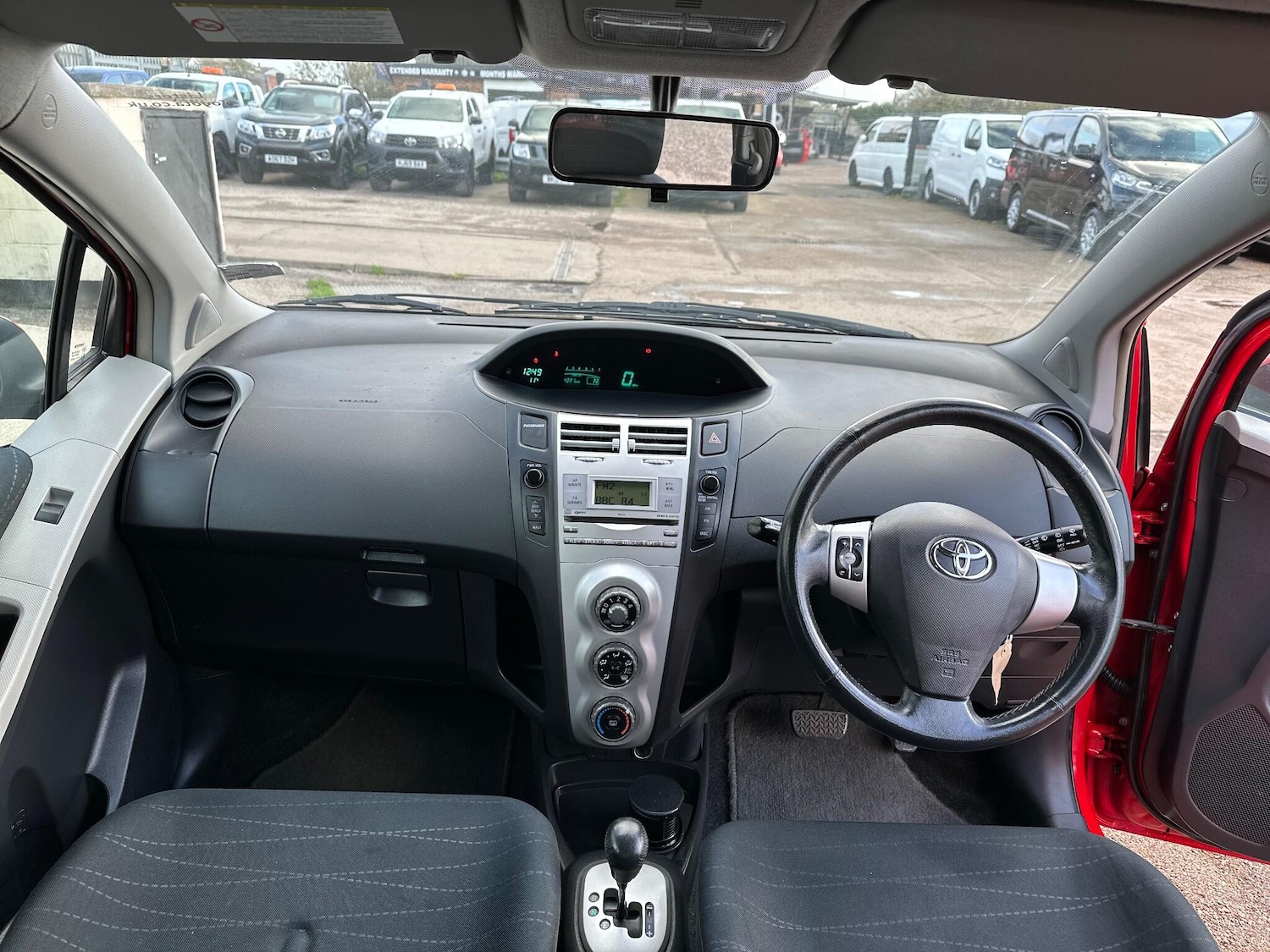 Used Toyota Yaris 2006 for sale - 76743143: Photo 8