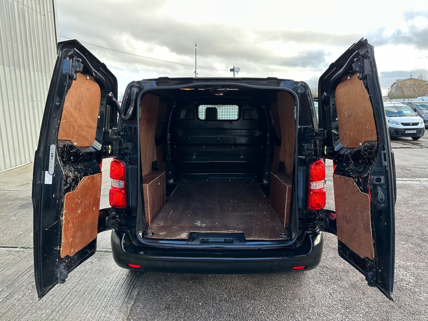 Used Toyota ProAce 2017 for sale - 77358938: Photo 37