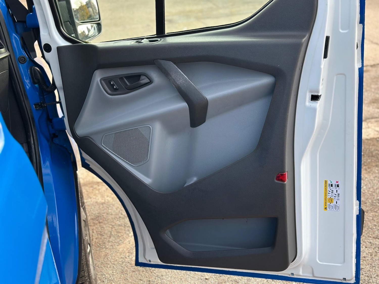 Used Ford Transit Custom 2016 for sale - 76572417: Photo 30