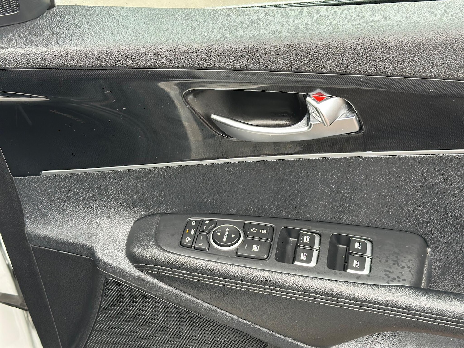 Used Kia Sorento 2015 for sale - 77633191: Photo 36