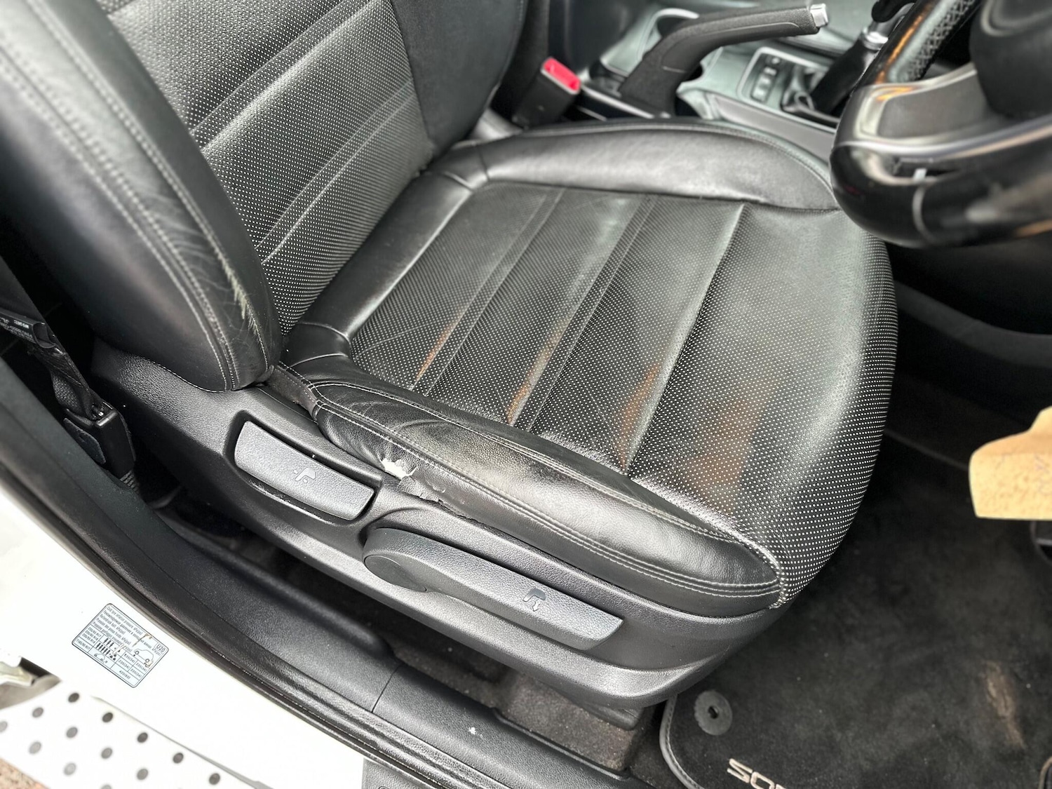 Used Kia Sorento 2015 for sale - 77633191: Photo 40