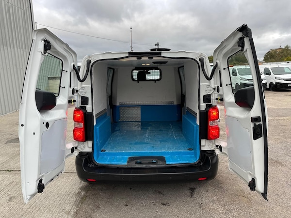 Used Citroen Dispatch 2018 for sale - 76260245: Photo 16