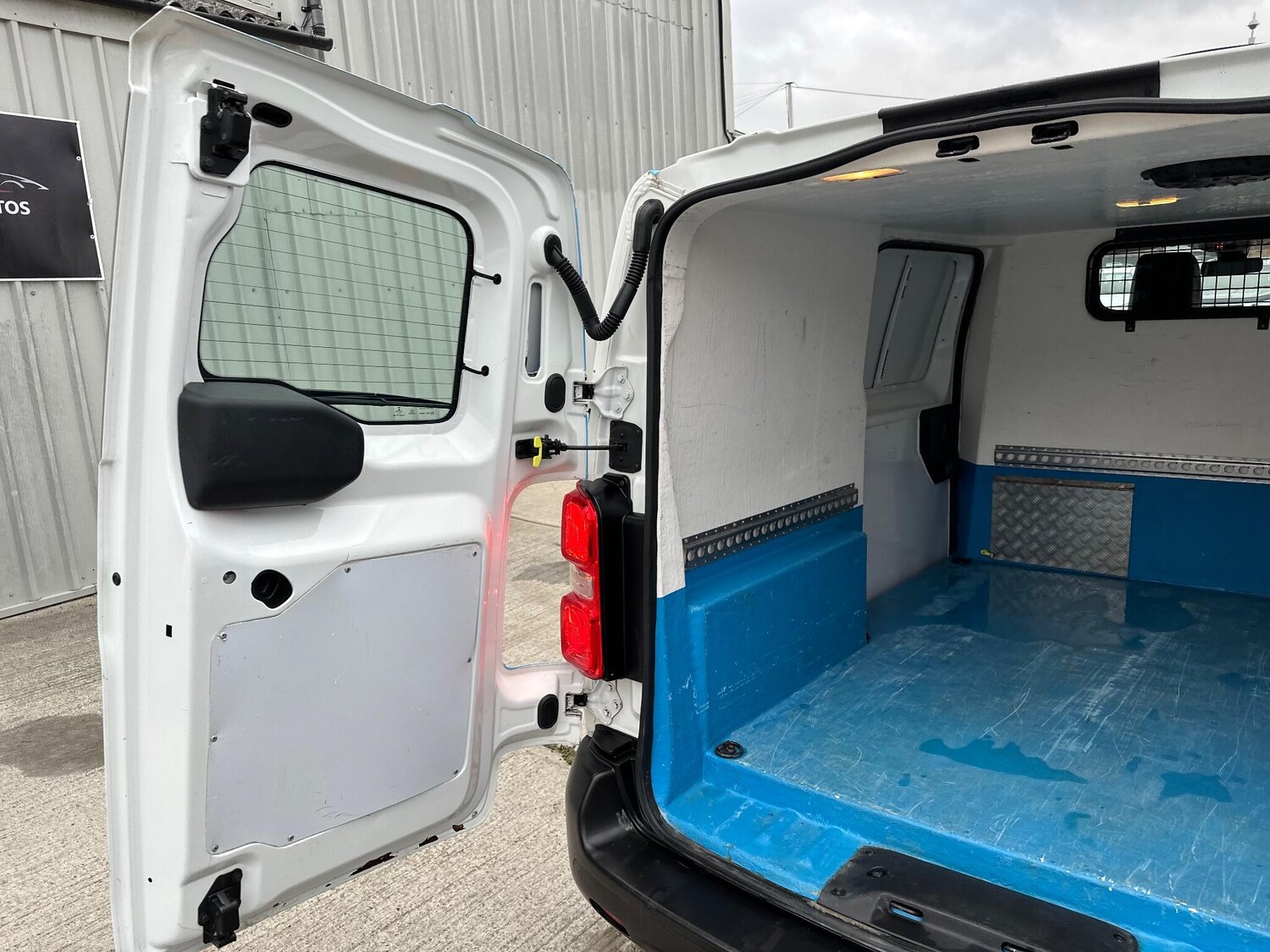 Used Citroen Dispatch 2018 for sale - 76260245: Photo 51