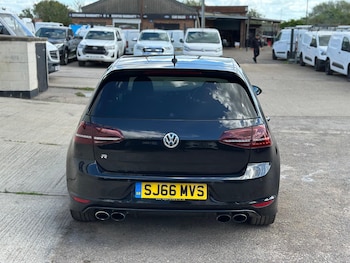 Used Volkswagen Golf 2016 for sale - 78307252: Photo