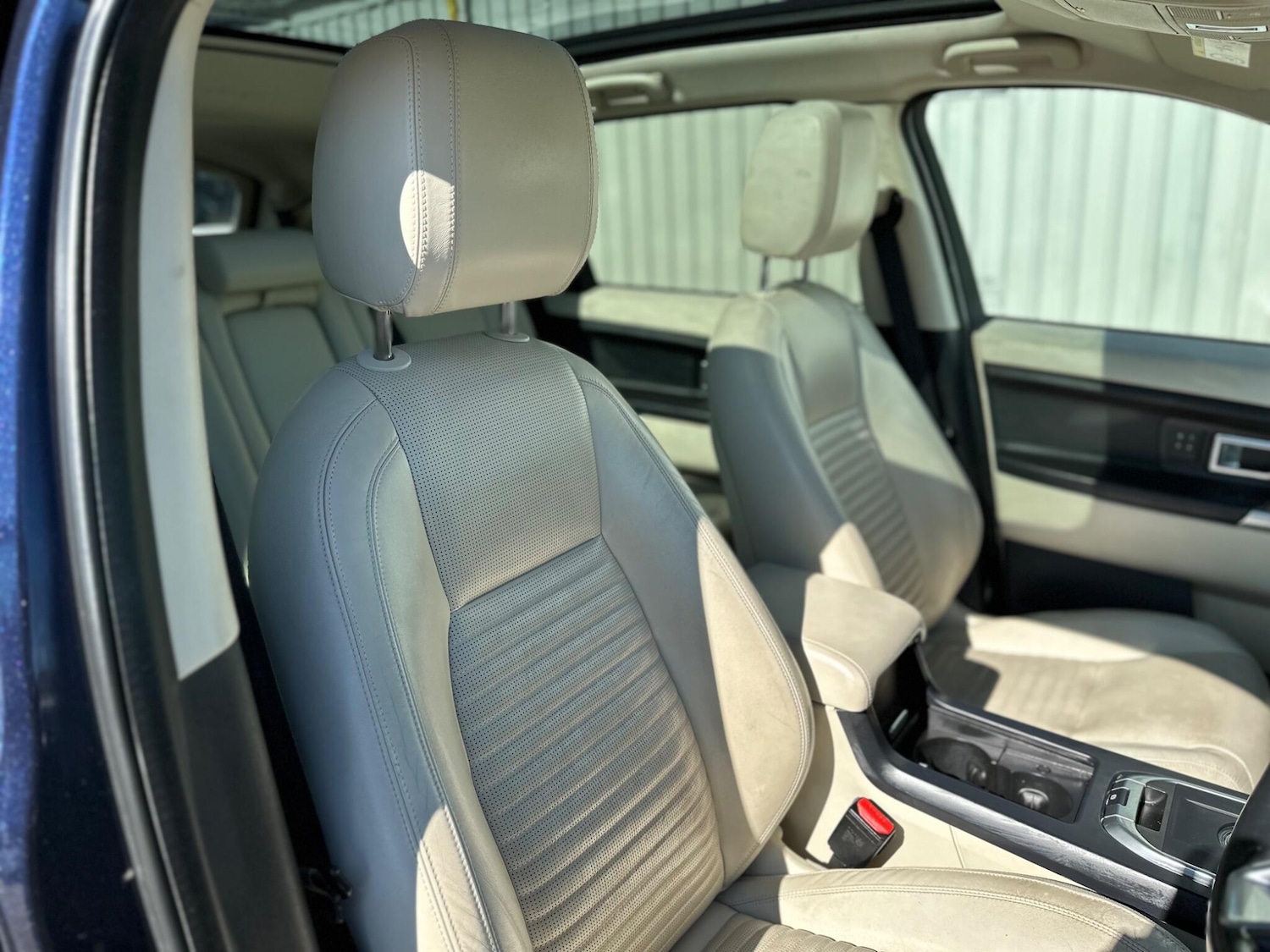 Used Land Rover Discovery Sport 2015 for sale - 77993935: Photo 40