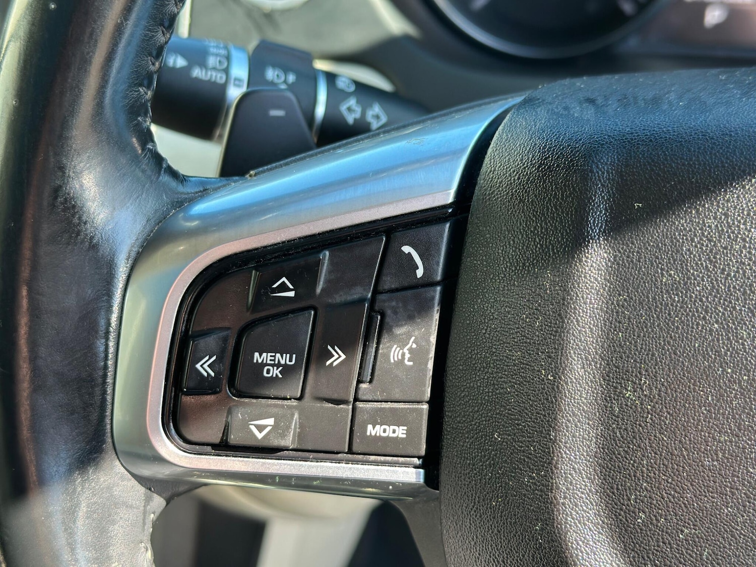 Used Land Rover Discovery Sport 2015 for sale - 77993935: Photo 44