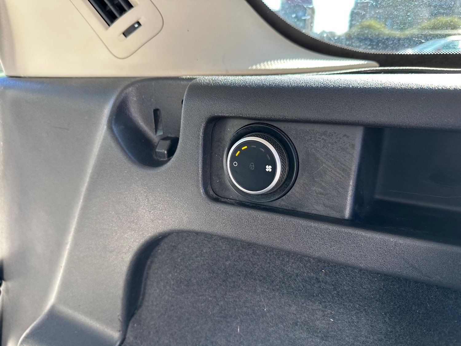 Used Land Rover Discovery Sport 2015 for sale - 77993935: Photo 68