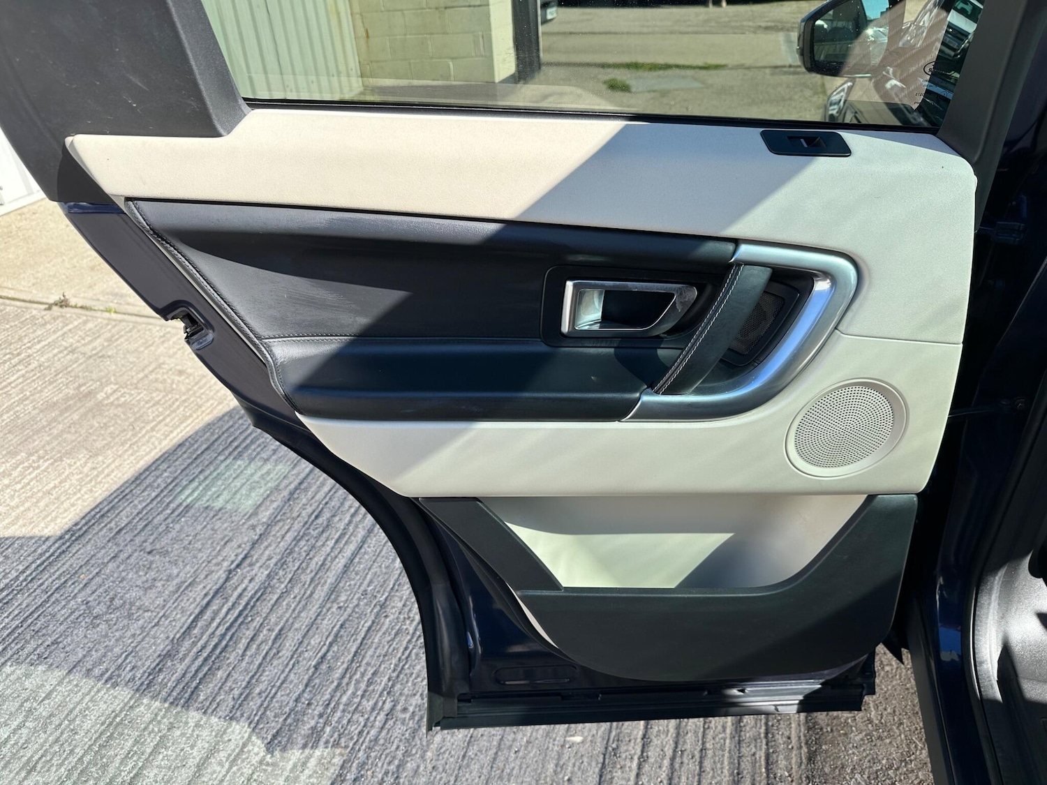 Used Land Rover Discovery Sport 2015 for sale - 77993935: Photo 69