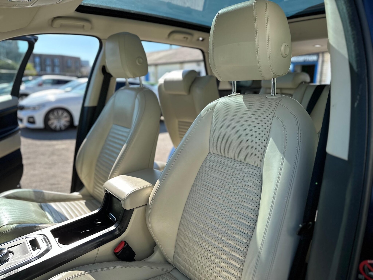 Used Land Rover Discovery Sport 2015 for sale - 77993935: Photo 80