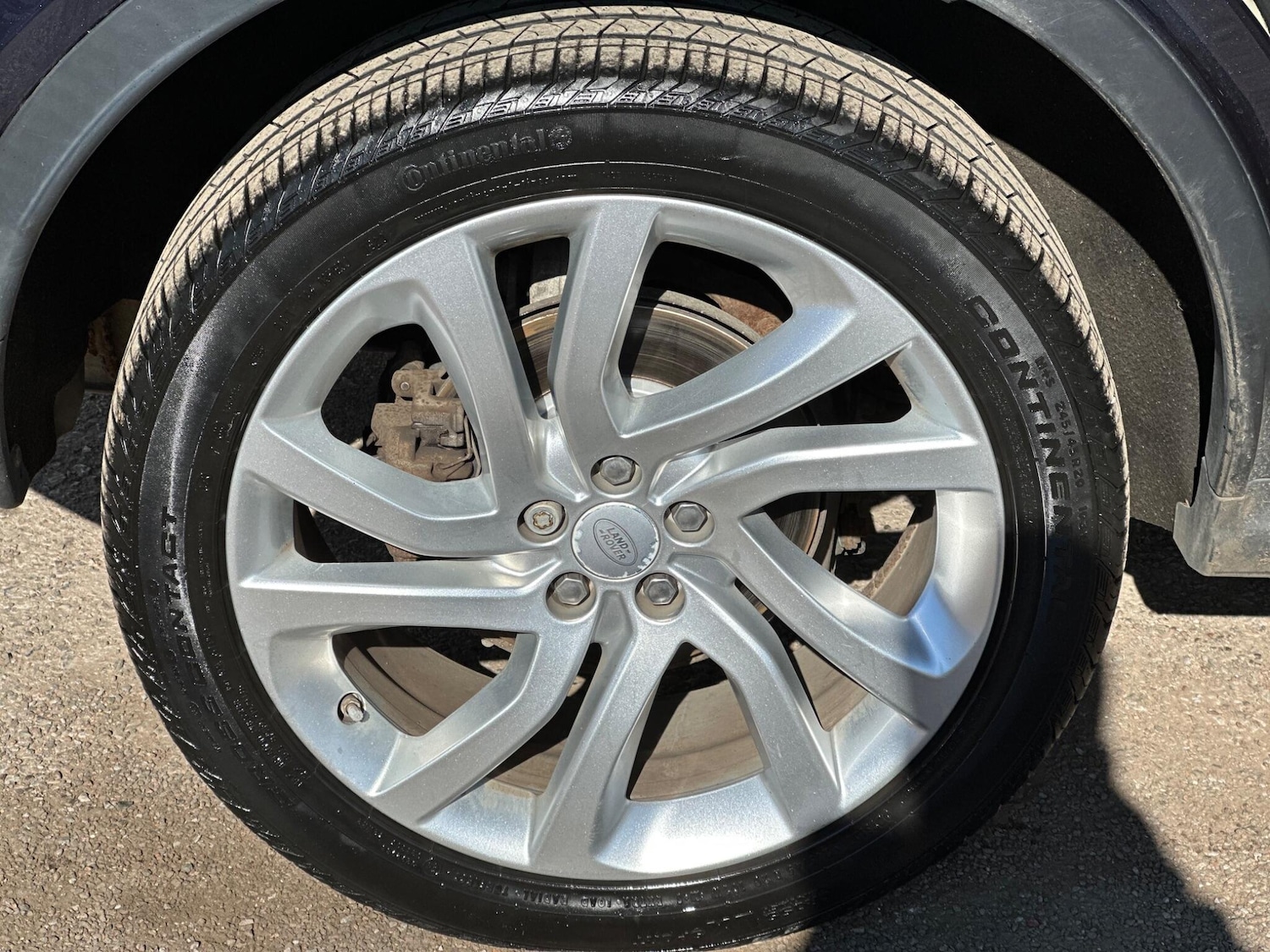 Used Land Rover Discovery Sport 2015 for sale - 77993935: Photo 81