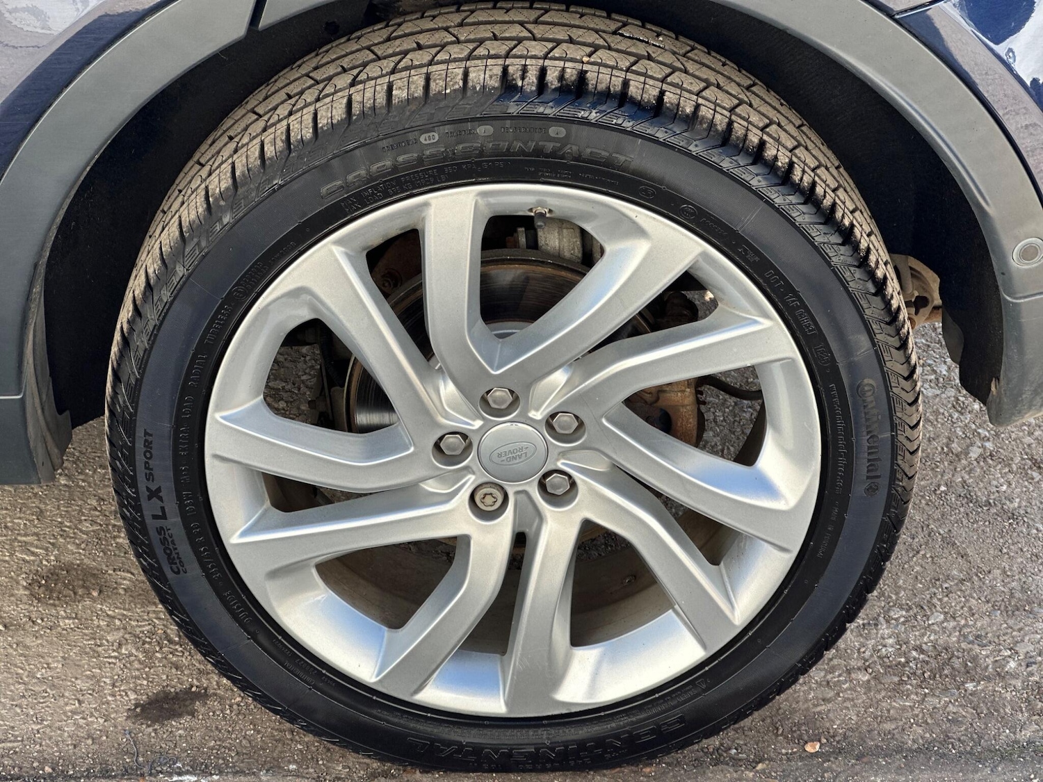 Used Land Rover Discovery Sport 2015 for sale - 77993935: Photo 83