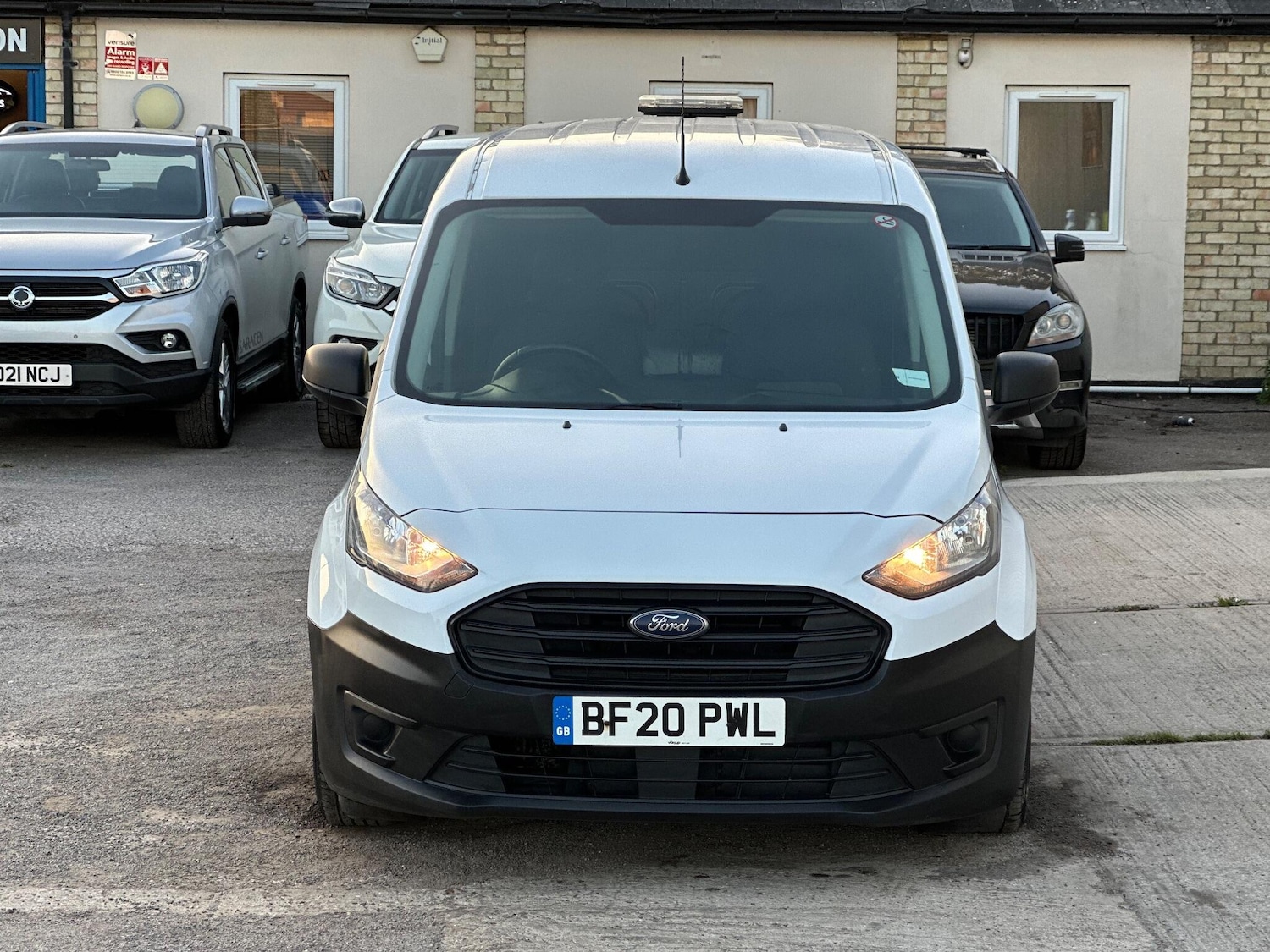 Used Ford Transit Connect 2020 for sale - 76122763: Photo 18