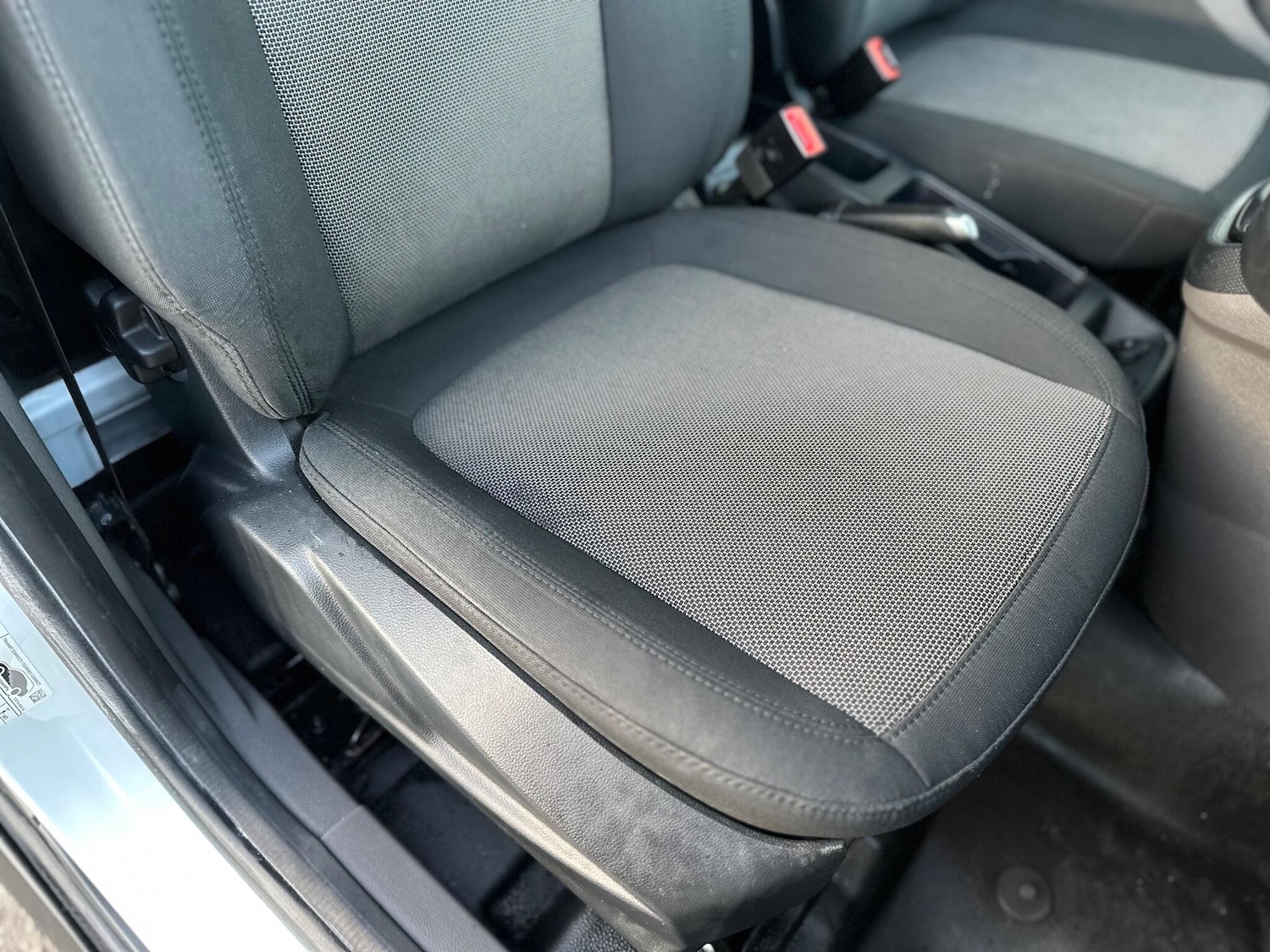 Used Ford Transit Connect 2020 for sale - 76122763: Photo 33