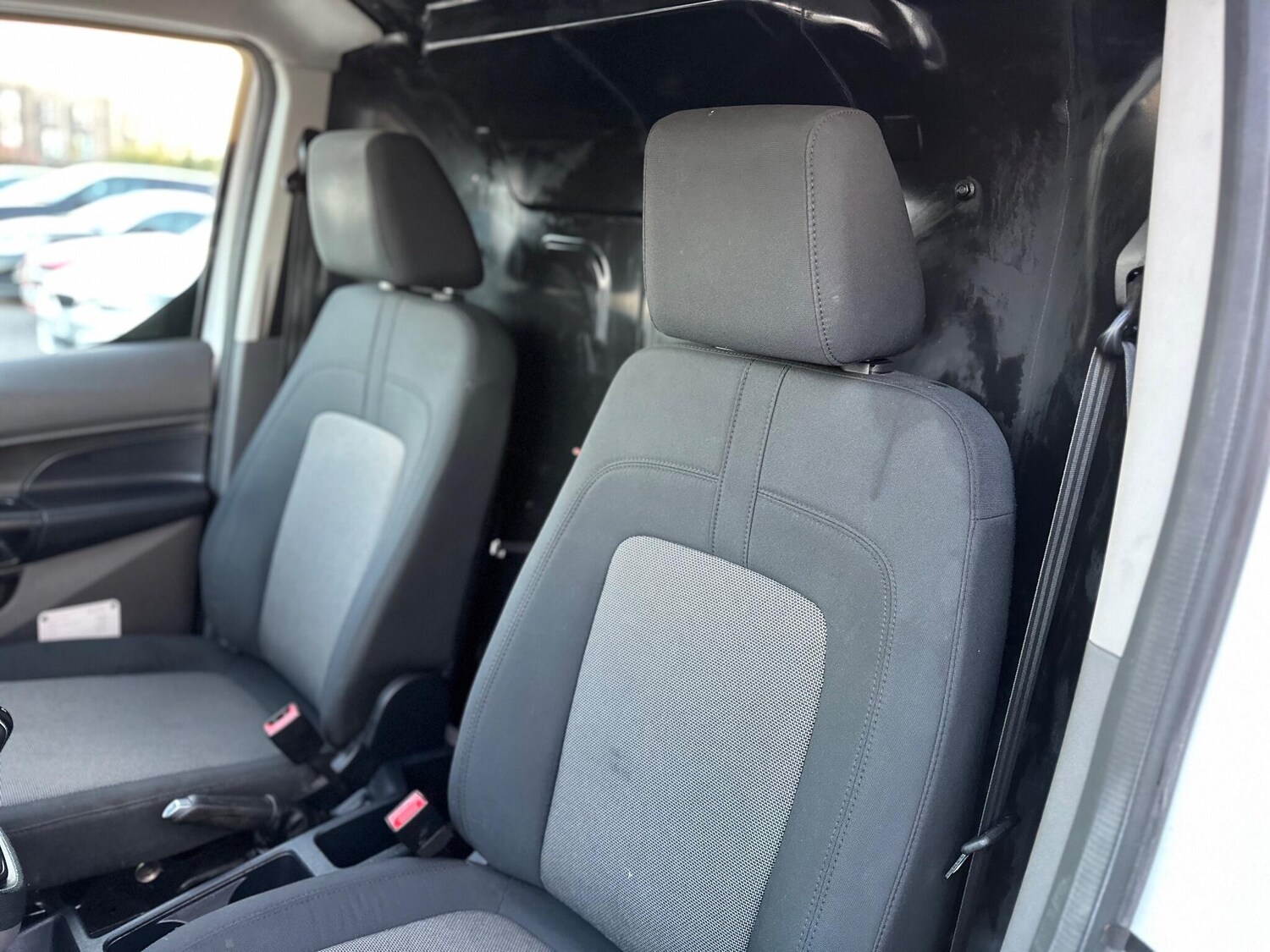 Used Ford Transit Connect 2020 for sale - 76122763: Photo 51